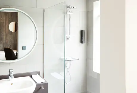 Fosshotel Húsavík Economy Single Room Bathroom 