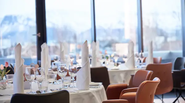 39598901352 D2214a15b5 O