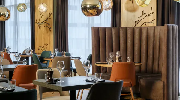 Haust Restaurant 
