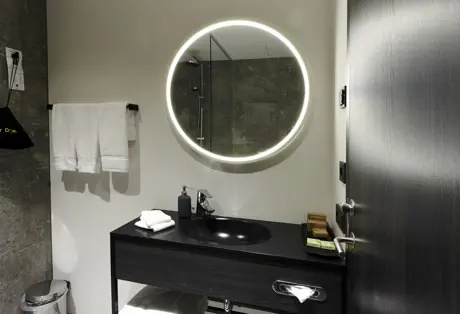 Fosshotel Glacier Lagoon Economy Double or Twin Bathroom