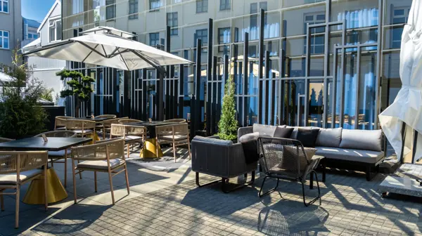 53821247596 C3b5aa13f6 O (1)