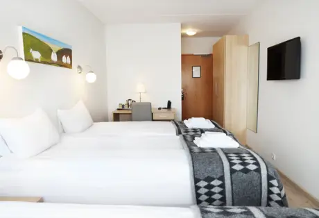 Fosshotel Lind Triple Room 