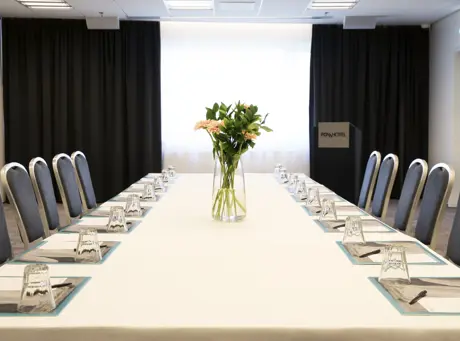 Gullfoss B Conference Room at Fosshotel Reykjavík 