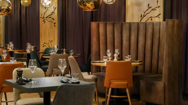 Haust Restaurant 