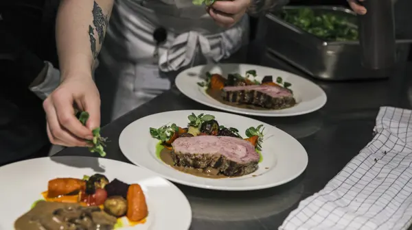 49140785863 39401Bd3e0 O