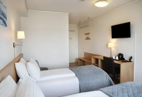 Fosshotel Núpar Standard Room with Twin Beds 