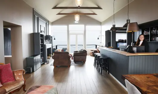 FH Hellnar Reception