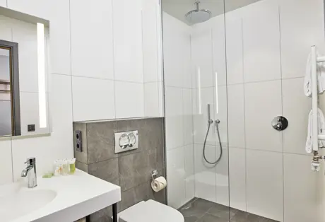 Fosshotel Stykkisholmur Family Room Bathroom