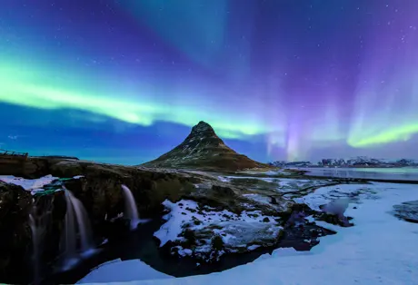 Kirkjufell Northern Lights winter