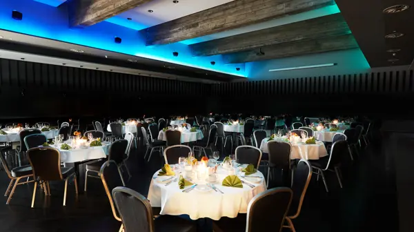 37832315316 C5da825332 O