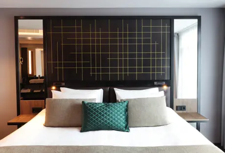 Hotel Reykjavik Saga Superior Room 